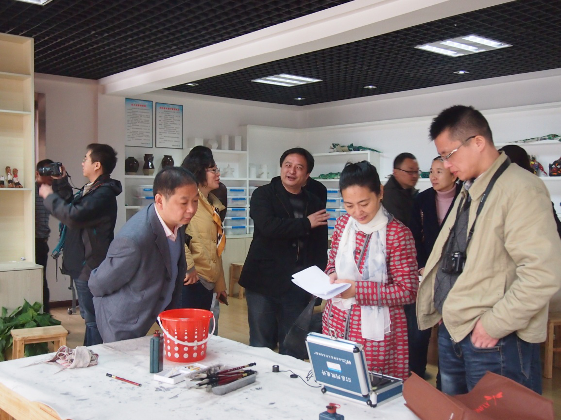 教育部教育装备研究与发展中心检测中心杜艳副主任来我省调研02