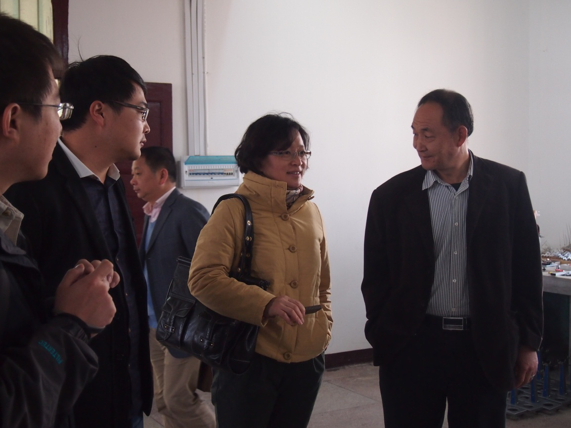 教育部教育装备研究与发展中心检测中心杜艳副主任来我省调研04